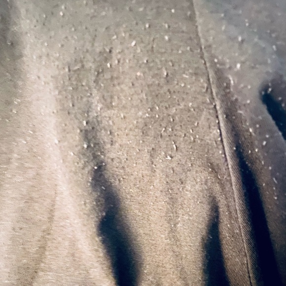 đź’•Lularoe Noir Perfect T - Picture 3 of 5